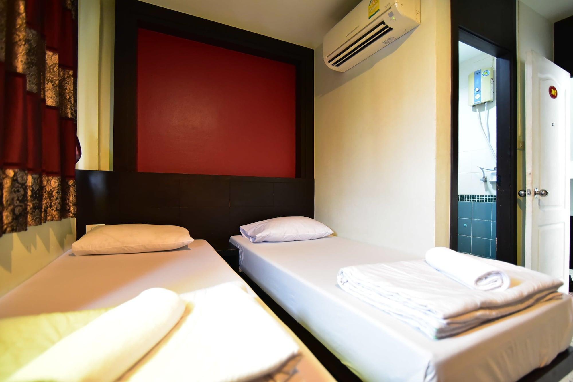 Thara House Hotel Bangkok Kültér fotó