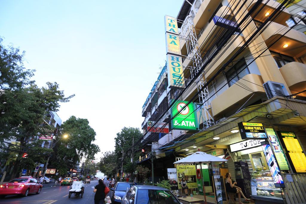 Thara House Hotel Bangkok Kültér fotó